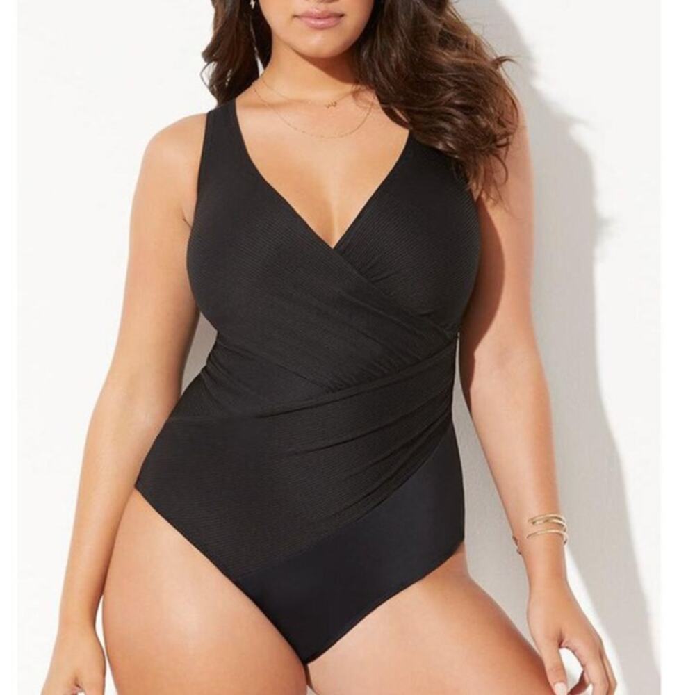 Swimsuits For All Ribbed Surplice One Piece Swimsuit Black 18